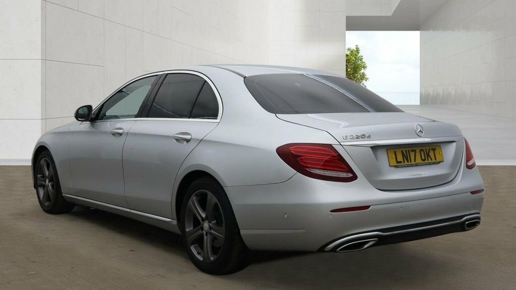 Mercedes-Benz E Class 2.0 E220d Se Saloon G-tronic Euro 6 S Silver #2