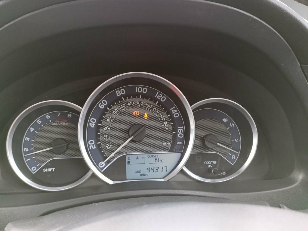 Toyota Auris 1.6 V-matic Icon Hatchback Euro Silver #5