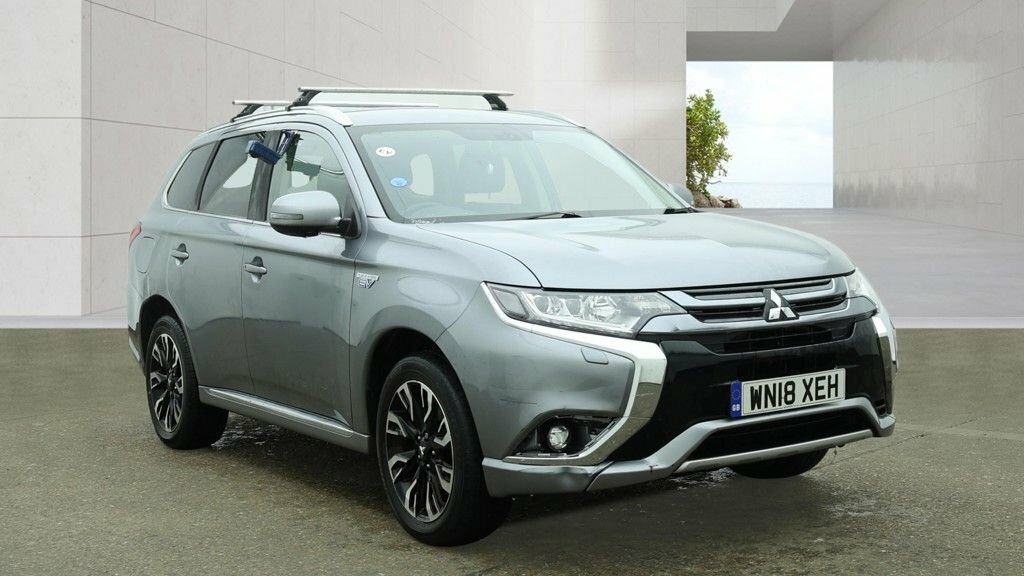 Mitsubishi Outlander 2.0H 12Kwh 4H Suv Plug-in Hybrid Cvt 4W Grey