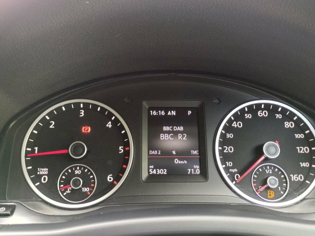 Volkswagen Tiguan Match White #5