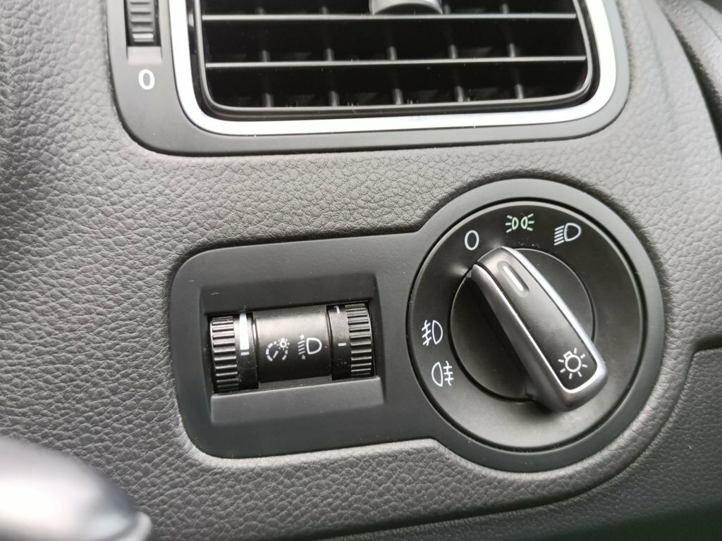 Volkswagen Polo Hatchback Blue #28
