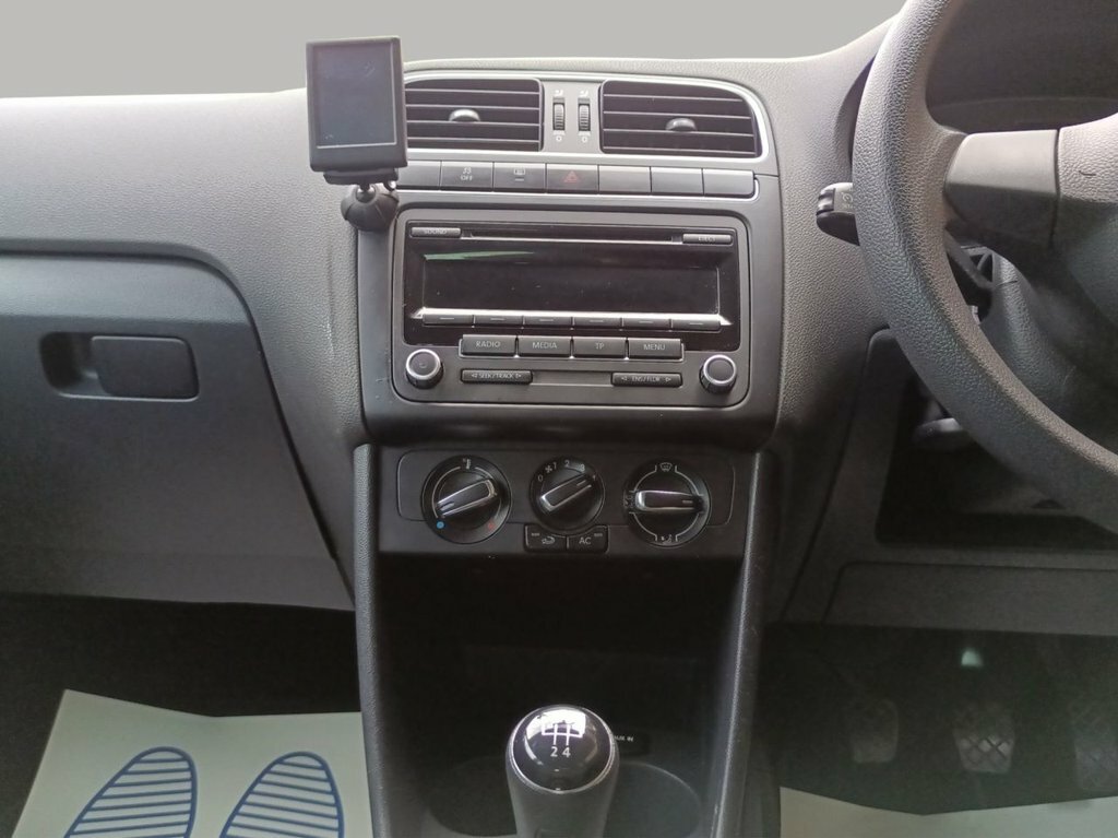 Volkswagen Polo Hatchback Blue #19