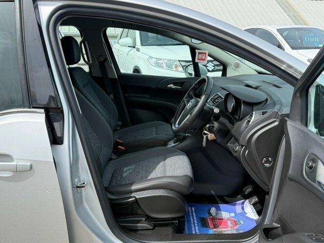 Vauxhall Meriva Tech Line Mpv Silver #4