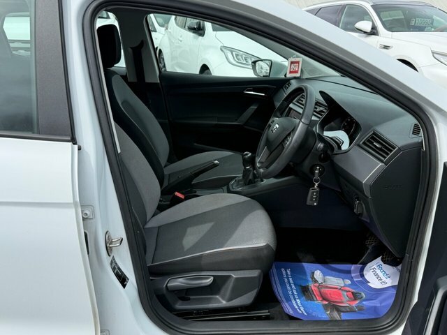 Seat Ibiza Mpi Se Technology Hatchback White #4