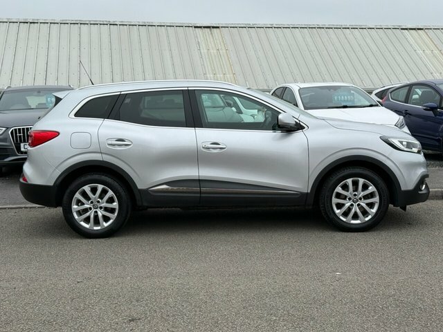 Renault Kadjar Dci Dynamique Nav Suv Silver #2