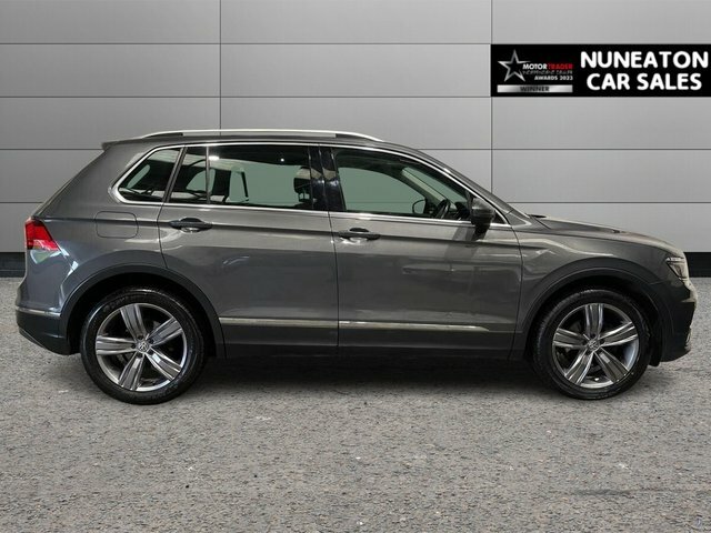 Volkswagen Tiguan 2.0 Tdi Sel Suv Dsg 4Motion Euro 6 Ss DC19CVS Grey #2