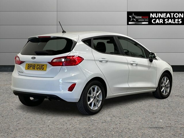 Ford Fiesta 1.1 Ti-vct Zetec Hatchback Euro White #3