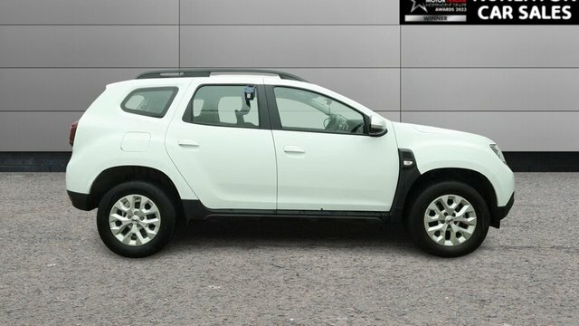 Dacia Duster 1.3 Tce Expression Suv Edc Euro 6 Ss MT23ZFB White #2