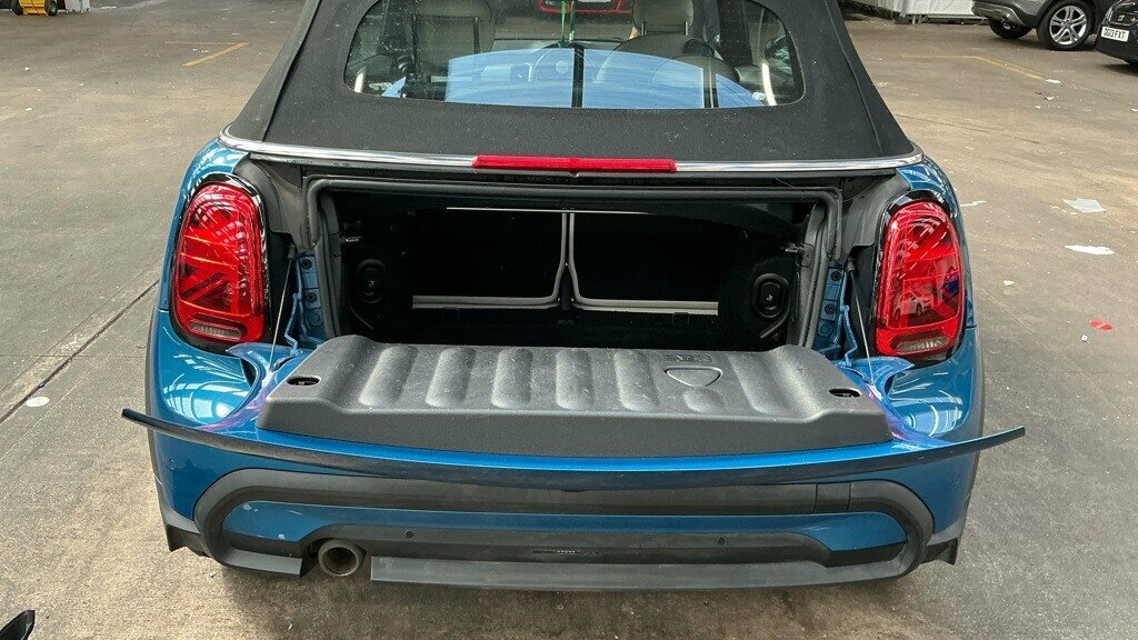 Mini Convertible 2.0 John Cooper Works Premium Plus Silver #23