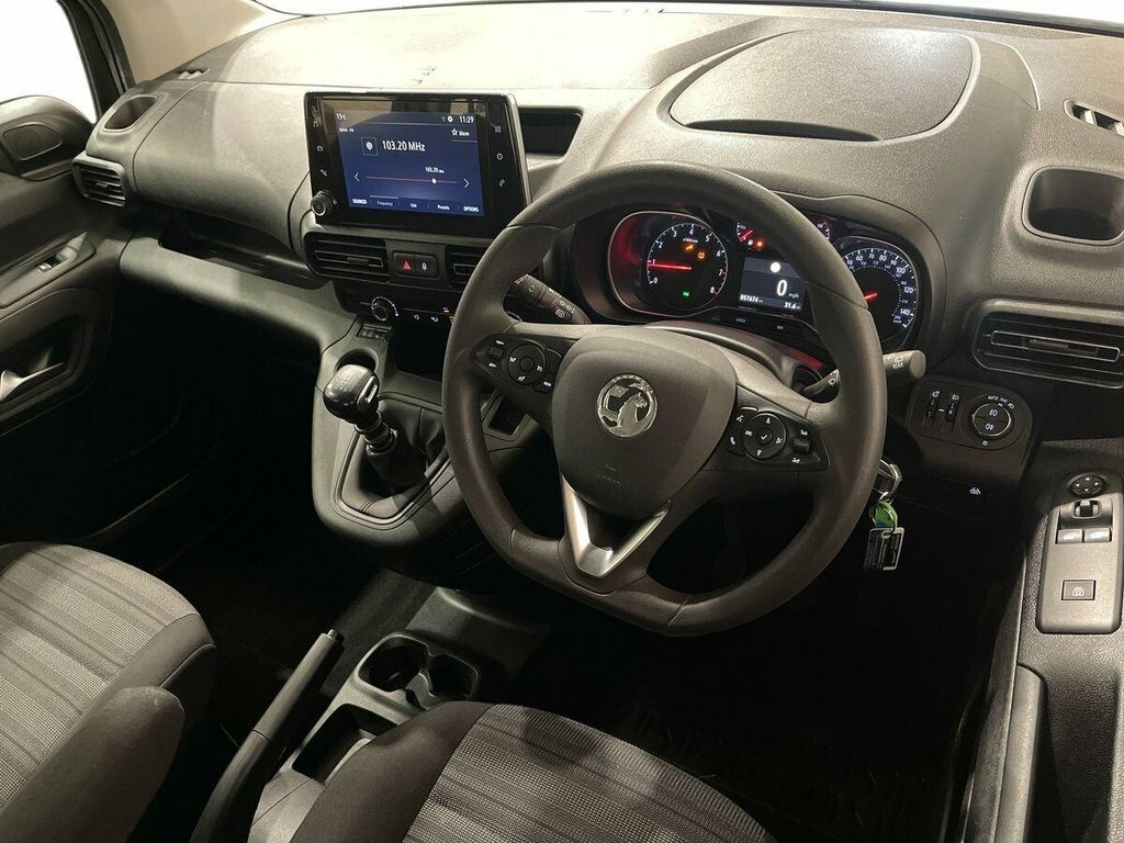 Vauxhall Combo Life 1.5 Turbo D 130 Energy Grey #34