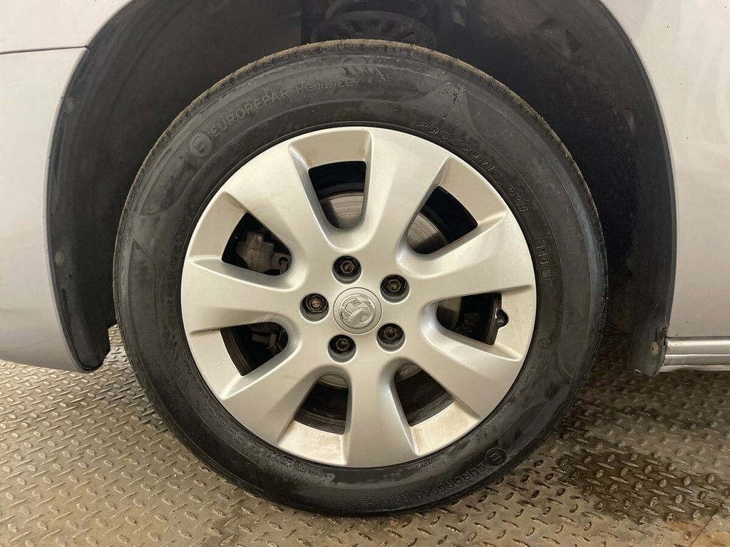 Vauxhall Combo Life 1.5 Turbo D 130 Energy Grey #48