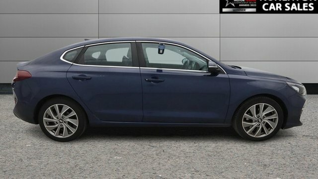 Hyundai I30 1.4 T-gdi Se Nav Fastback Dct Euro 6 S Blue #2