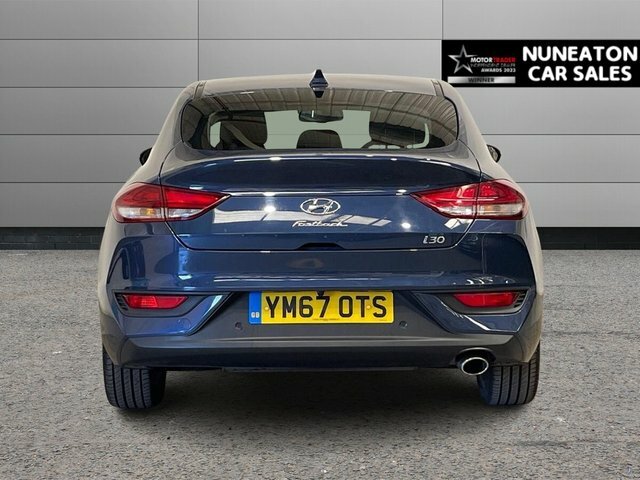 Hyundai I30 1.4 T-gdi Se Nav Fastback Dct Euro 6 S Blue #4