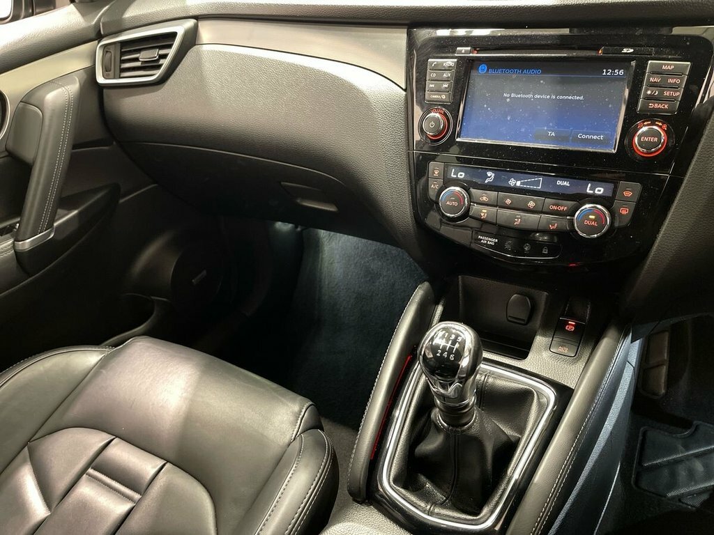 Nissan Qashqai 1.2 Dig-t N-connecta Grey #44