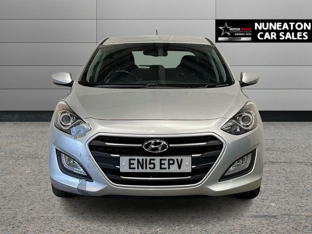 Hyundai I30 1.6 Crdi Blue Drive Se Dct Euro 6 Ss Black #8