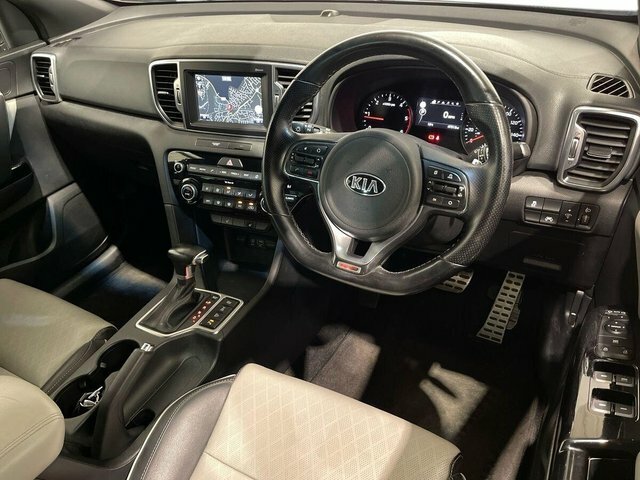 Kia Sportage Crdi First Edition White #9
