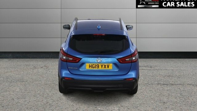 Nissan Qashqai Dig-t Tekna Plus Black #4