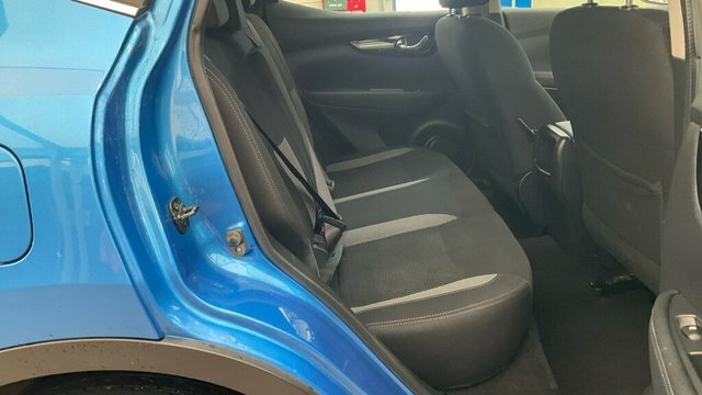 Nissan Qashqai Dig-t Tekna Plus Black #10