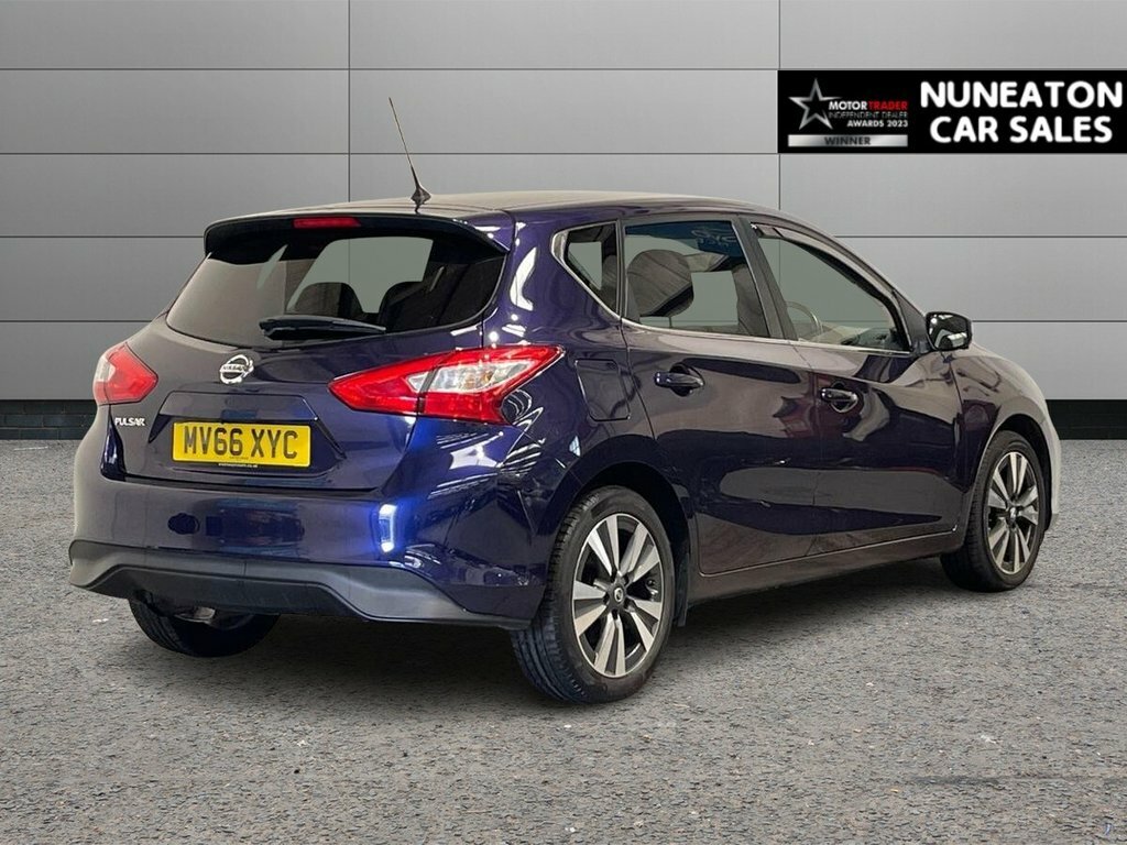 Nissan Pulsar Hatchback Blue #30