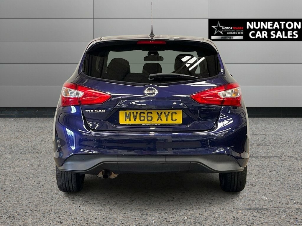 Nissan Pulsar Hatchback Blue #31