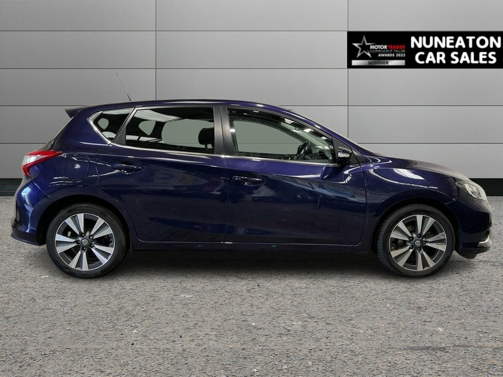 Nissan Pulsar Hatchback Blue #29