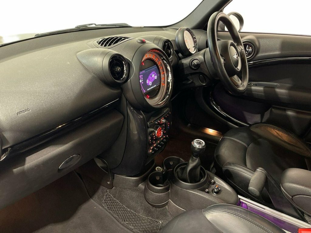 Mini Countryman 2L Cooper D White #39