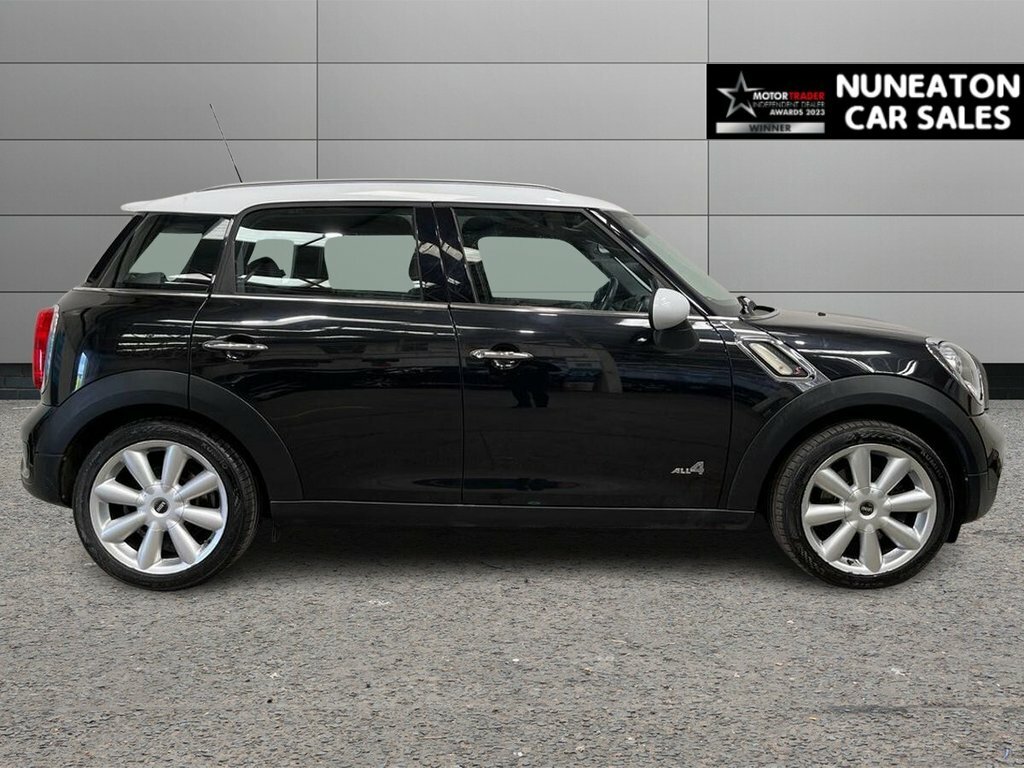Mini Countryman 2L Cooper D White #28