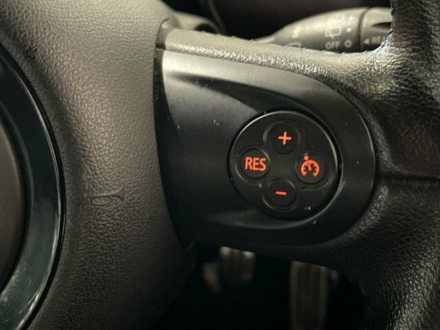 Mini Countryman 2L Cooper D White #21