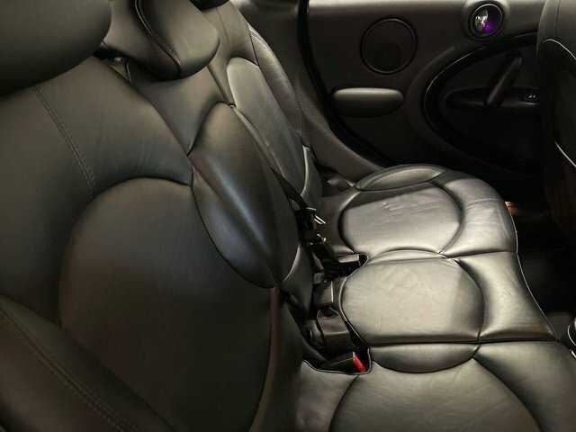 Mini Countryman 2L Cooper D White #22