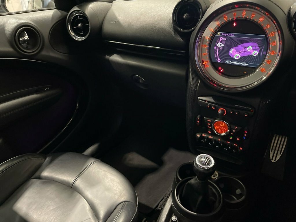 Mini Countryman 2L Cooper D White #40