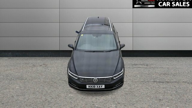 Volkswagen Passat Saloon Silver #8