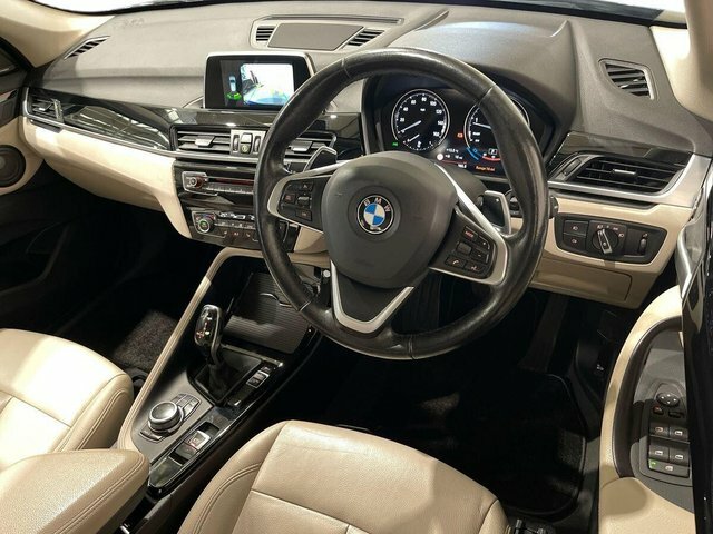 BMW X1 Sdrive 20I Xline Step Silver #9