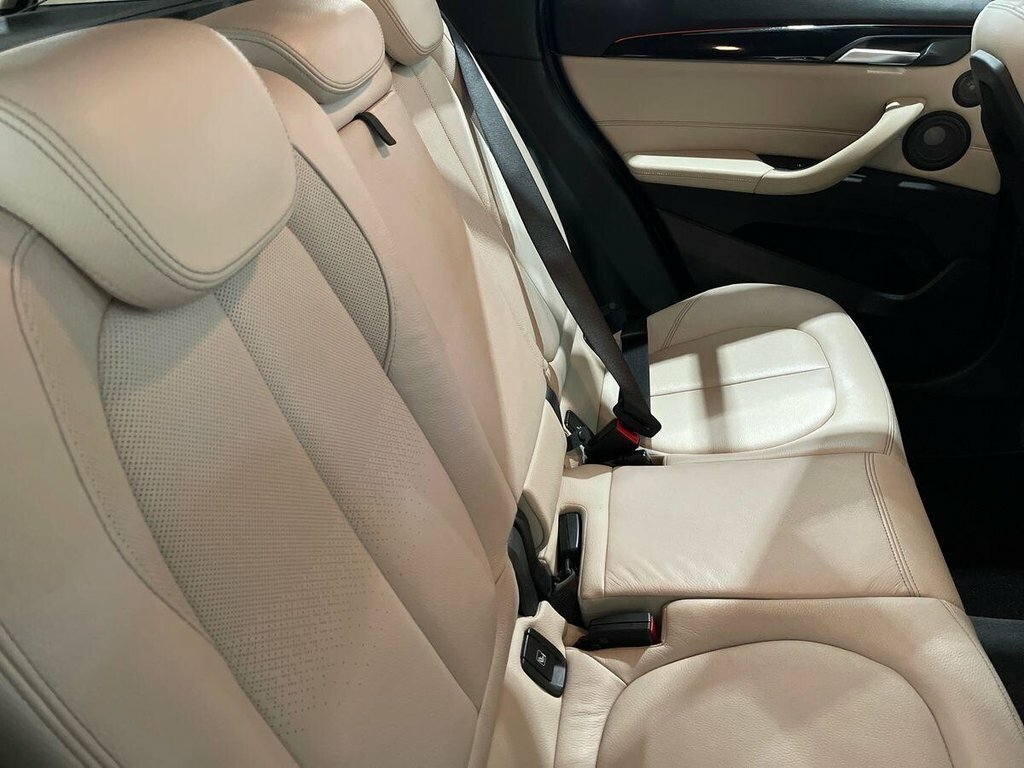 BMW X1 Sdrive 20I Xline Step Silver #50