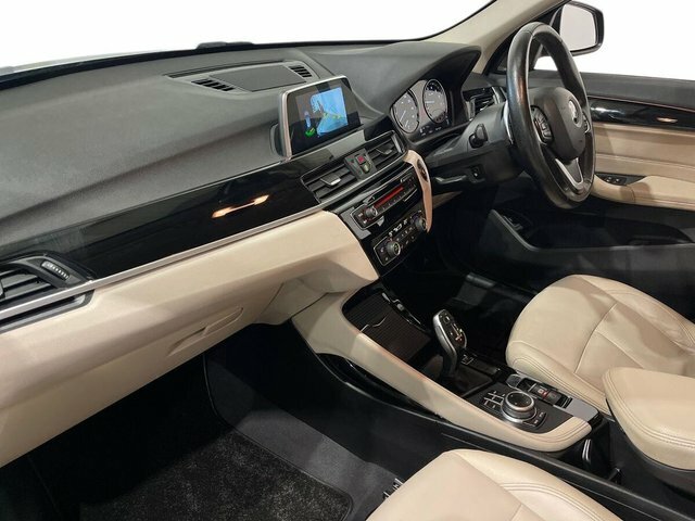 BMW X1 Sdrive 20I Xline Step Silver #13