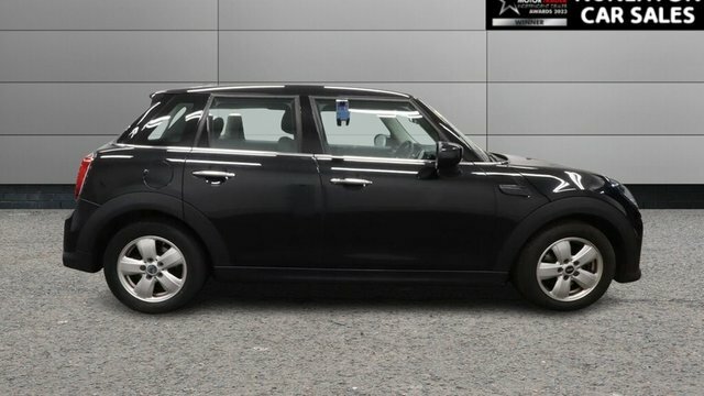 Mini Hatch 1.5 Cooper Classic Hatchback Eur Black #2
