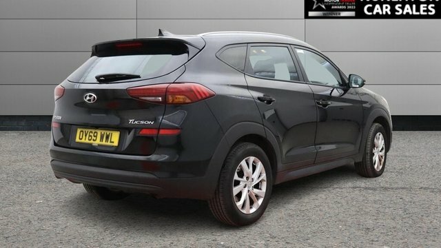 Hyundai Tucson 1.6 Gdi Se Nav Suv Euro 6 Ss Black #3