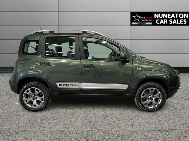 Fiat Panda 0.9 Twinair Cross Hatchback Euro Green #2