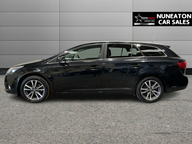 Toyota Avensis 2.0 D-4d Icon Business Edition Tourer M Black #6
