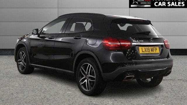 Mercedes-Benz GLA Class 1.6 Gla180 Urban Edition Suv 7G-dct Eur Black #5