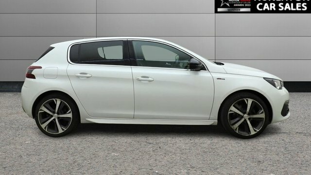 Peugeot 308 1.2 Puretech Gt Line Hatchback E White #2