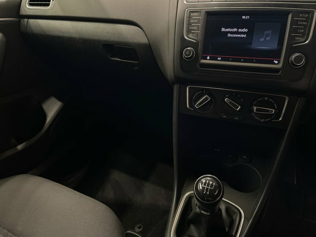 Volkswagen Polo Hatchback White #38