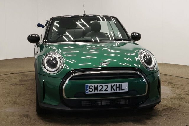 Mini Convertible 1.5 Cooper Classic Convertible E Green #3
