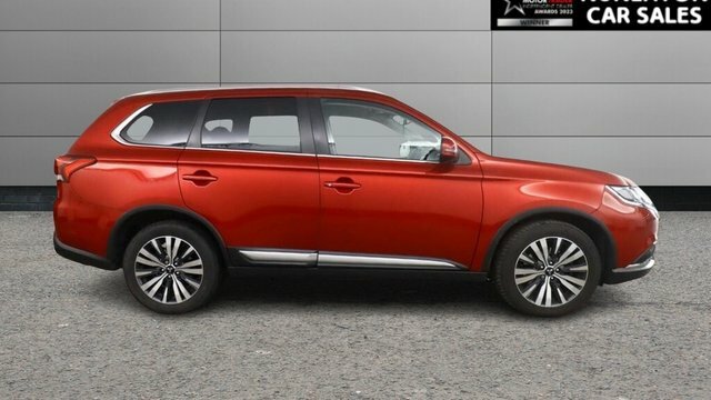 Mitsubishi Outlander 2.0 Mivec Exceed Suv Cvt 4Wd Euro 6 S Red #2