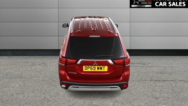 Mitsubishi Outlander 2.0 Mivec Exceed Suv Cvt 4Wd Euro 6 S Red #4