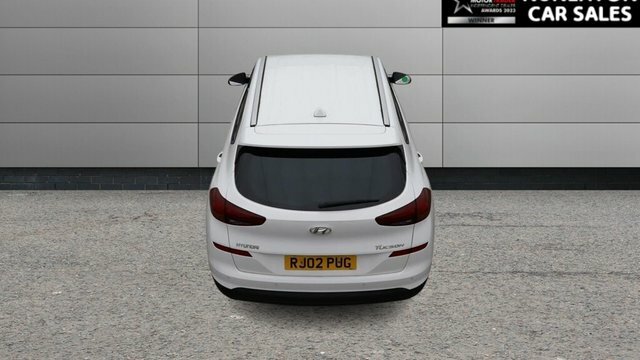 Hyundai Tucson 1.6 Gdi Se Nav Suv Euro 6 Ss White #4