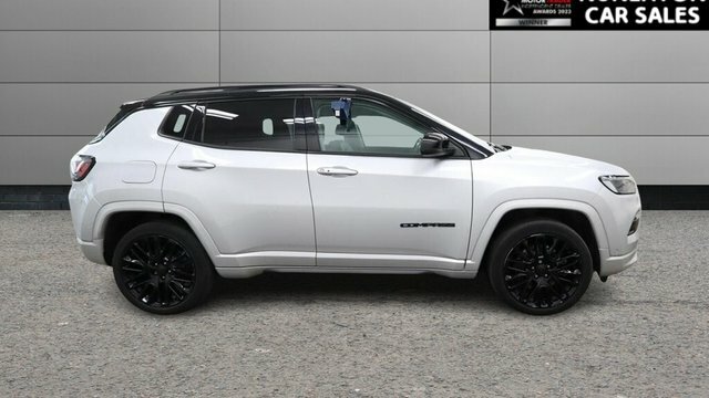 Jeep Compass 1.3 Gse T4 11.4Kwh S Suv Plug-in Hybrid Black #2