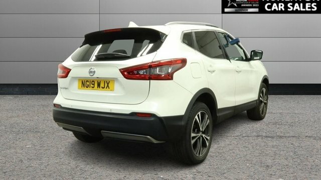 Nissan Qashqai 1.3 Dig-t N-connecta Suv Euro 6 White #3