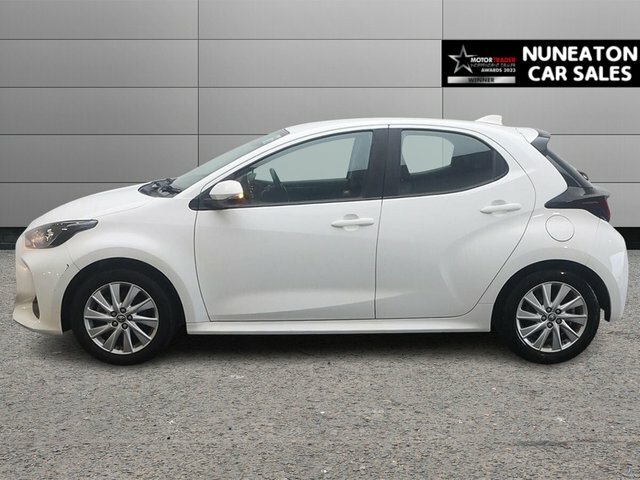 Toyota Yaris 1.5 Vvt-h Icon Hatchback Hybrid E-cvt E White #6