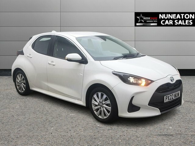 Toyota Yaris 1.5 Vvt-h Icon Hatchback Hybrid E-cvt E White