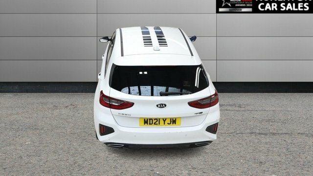 Kia Ceed 1.6 Crdi Mhev Gt-line Hatchback Hybrid White #4